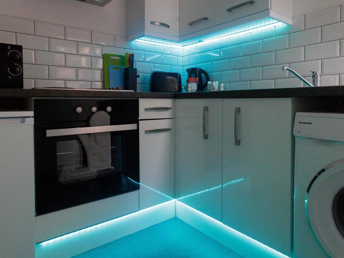 City Hospital Apartments Лідс Екстер'єр фото