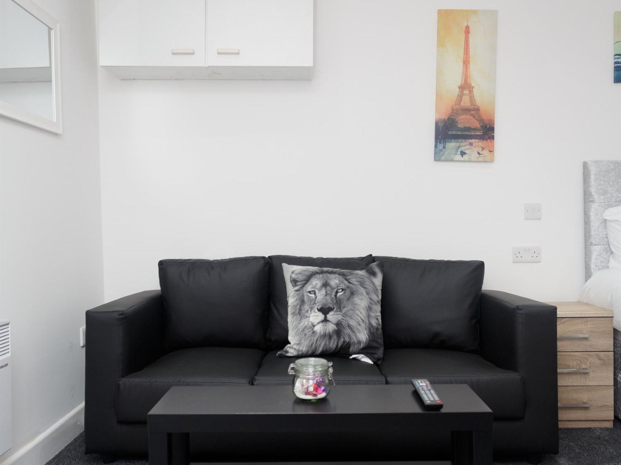 City Hospital Apartments Лідс Номер фото